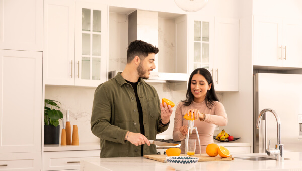 variable_home_loan_package_couple_in_kitchen