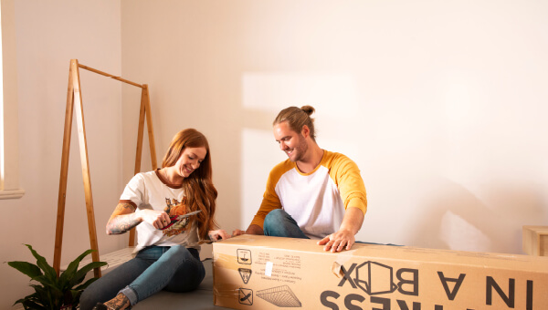 fixed_home_loan_package_couple_unpacking
